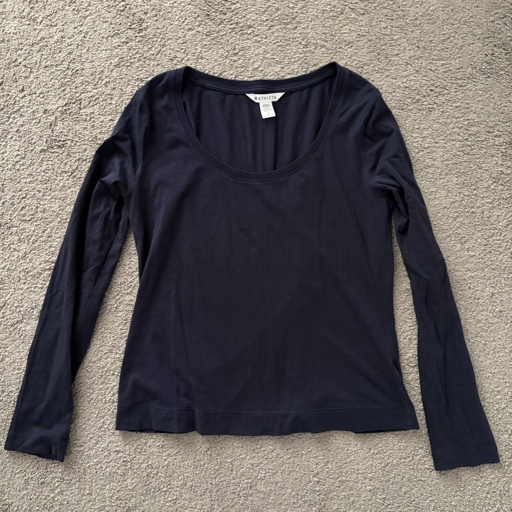 Athleta Women's Navy Blue Long Sleeve Top